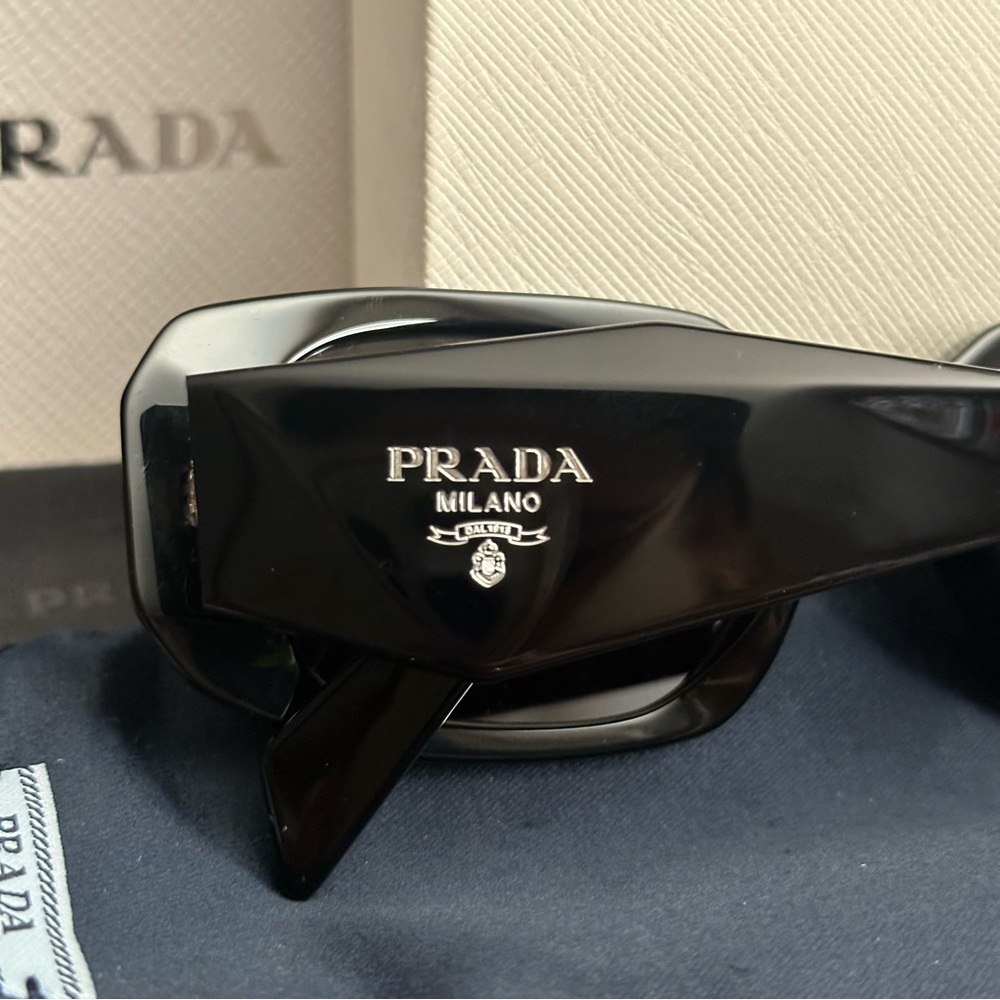 Prada PR 17 WSF Sunglasses - Picture 4 of 12